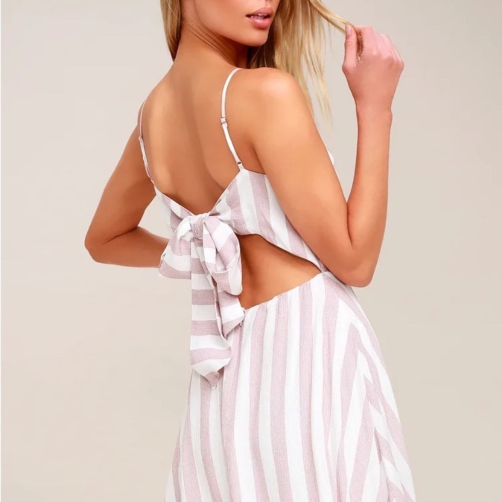 Lulu’s pink and white striped dress